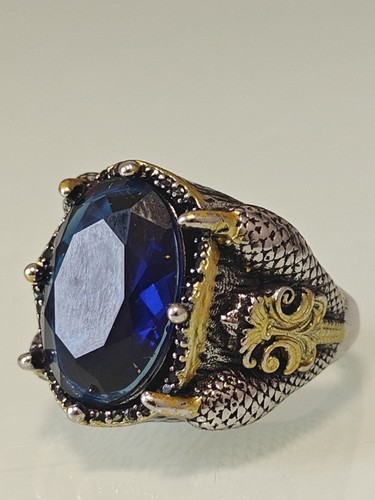 Anello gotico con - , blu